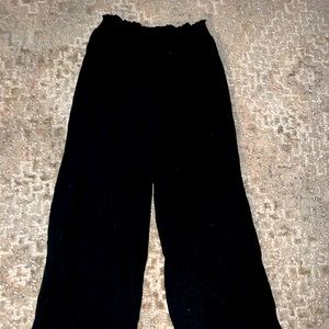 Pink lily boutique, elastic waist beach pants. New without tags.